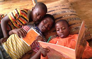 Poloafrica scholars reading
